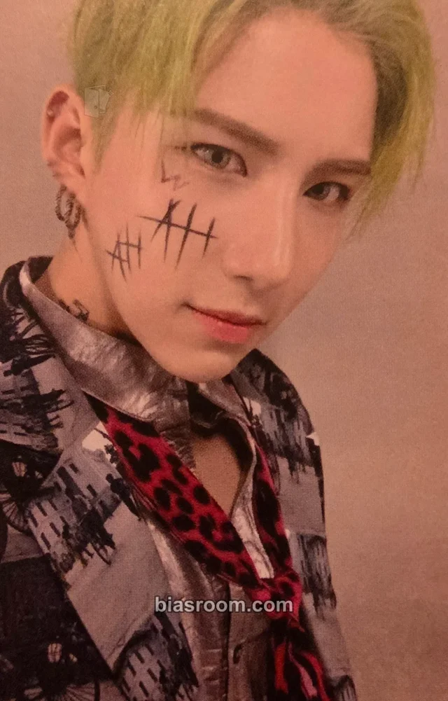 A.C.E - Wow - UNDER COVER: THE MAD SQUAD Album album photocard