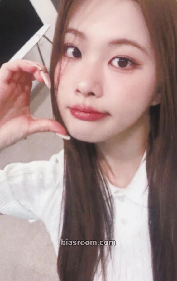 Swan I Miss My... Photocard - PURPLE KISS - PURPLE KISS K-pop photocard