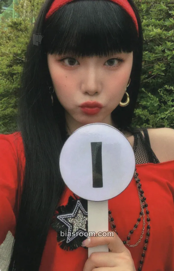 Suhyeon Patbingsu Photocard - Billlie - Billlie K-pop photocard