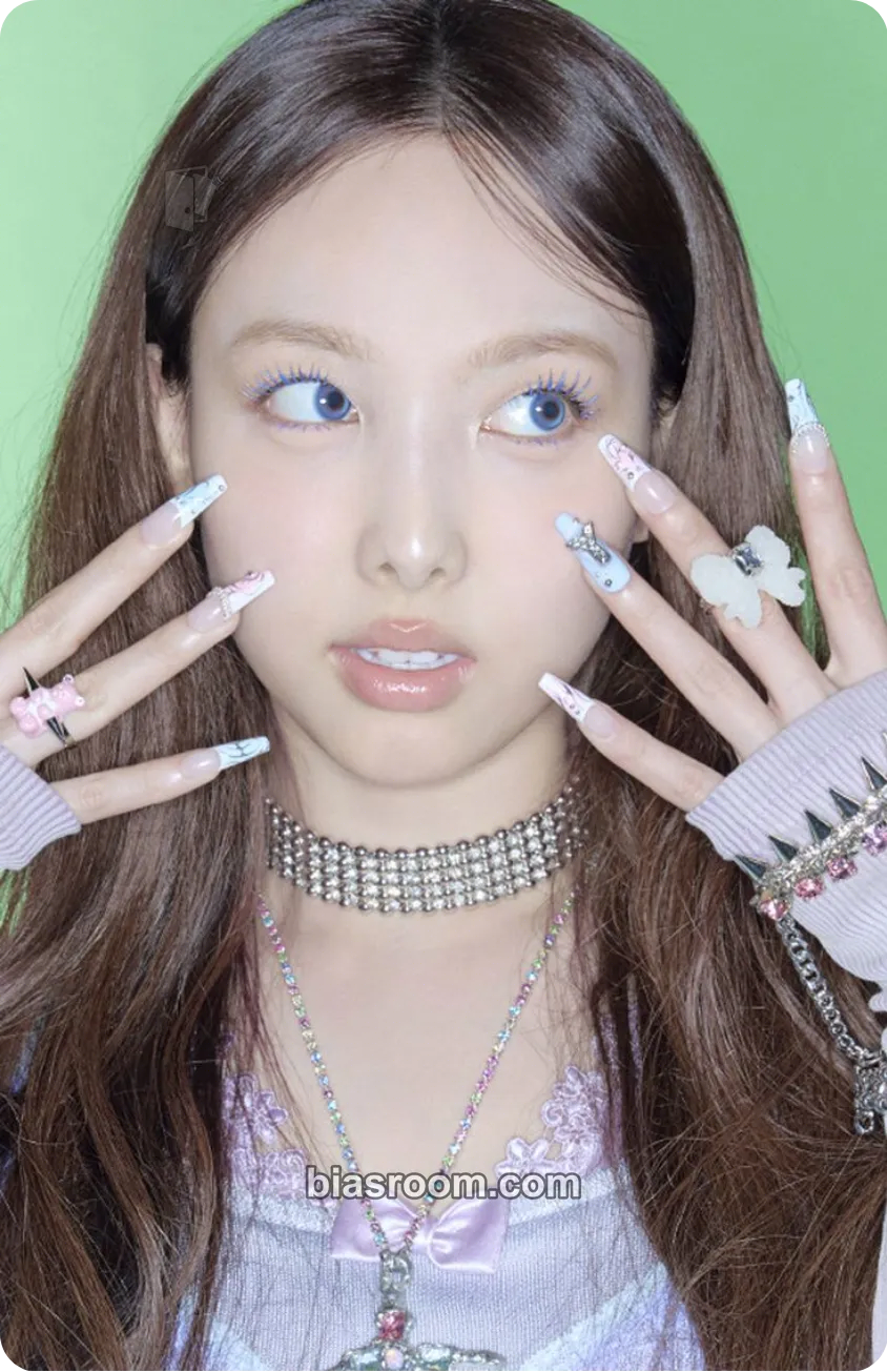 Nayeon THIS IS FOR Photocard - TWICE - TWICE K-pop photocard