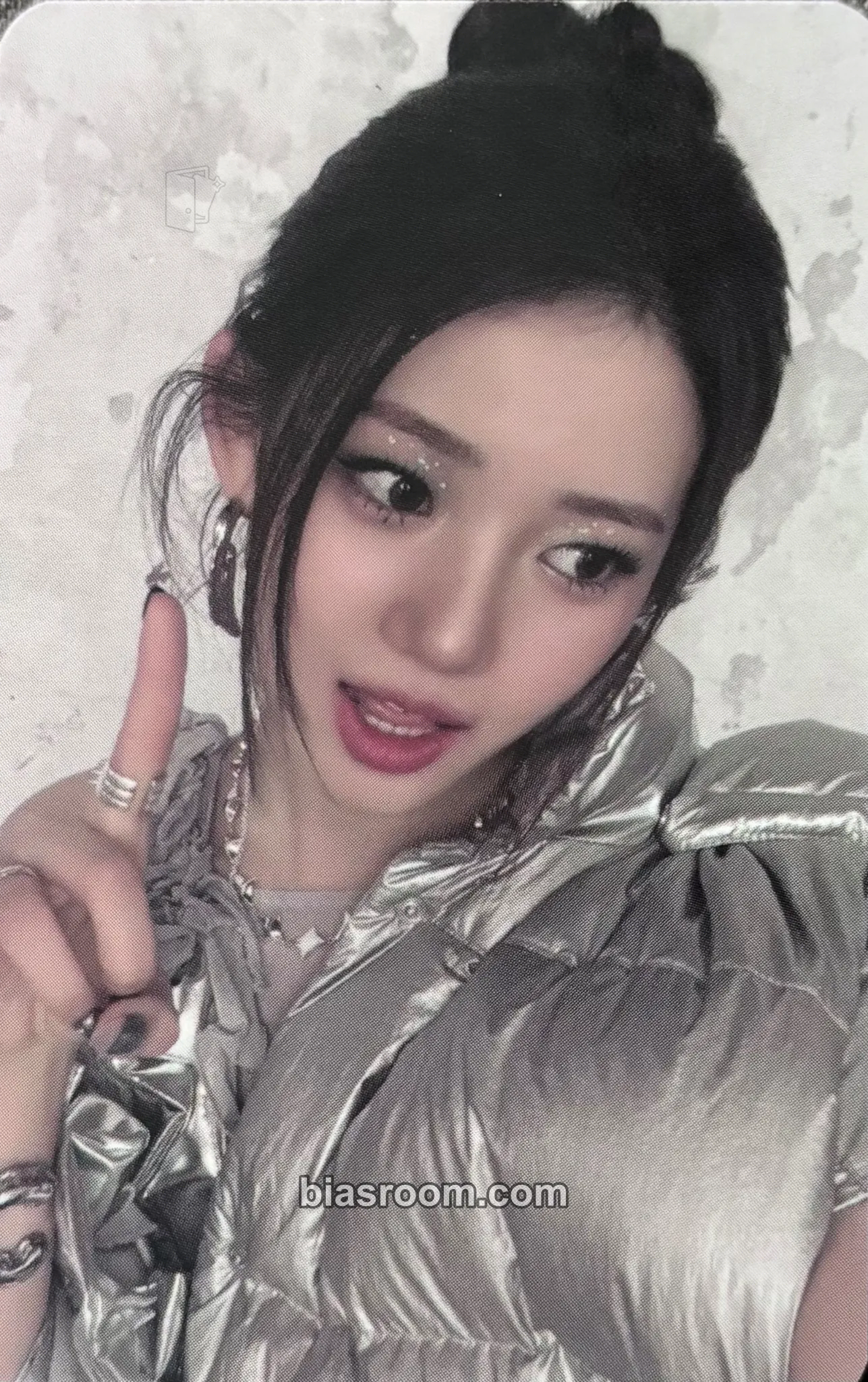 Rora DRIP Photocard - BABYMONSTER - BABYMONSTER K-pop photocard
