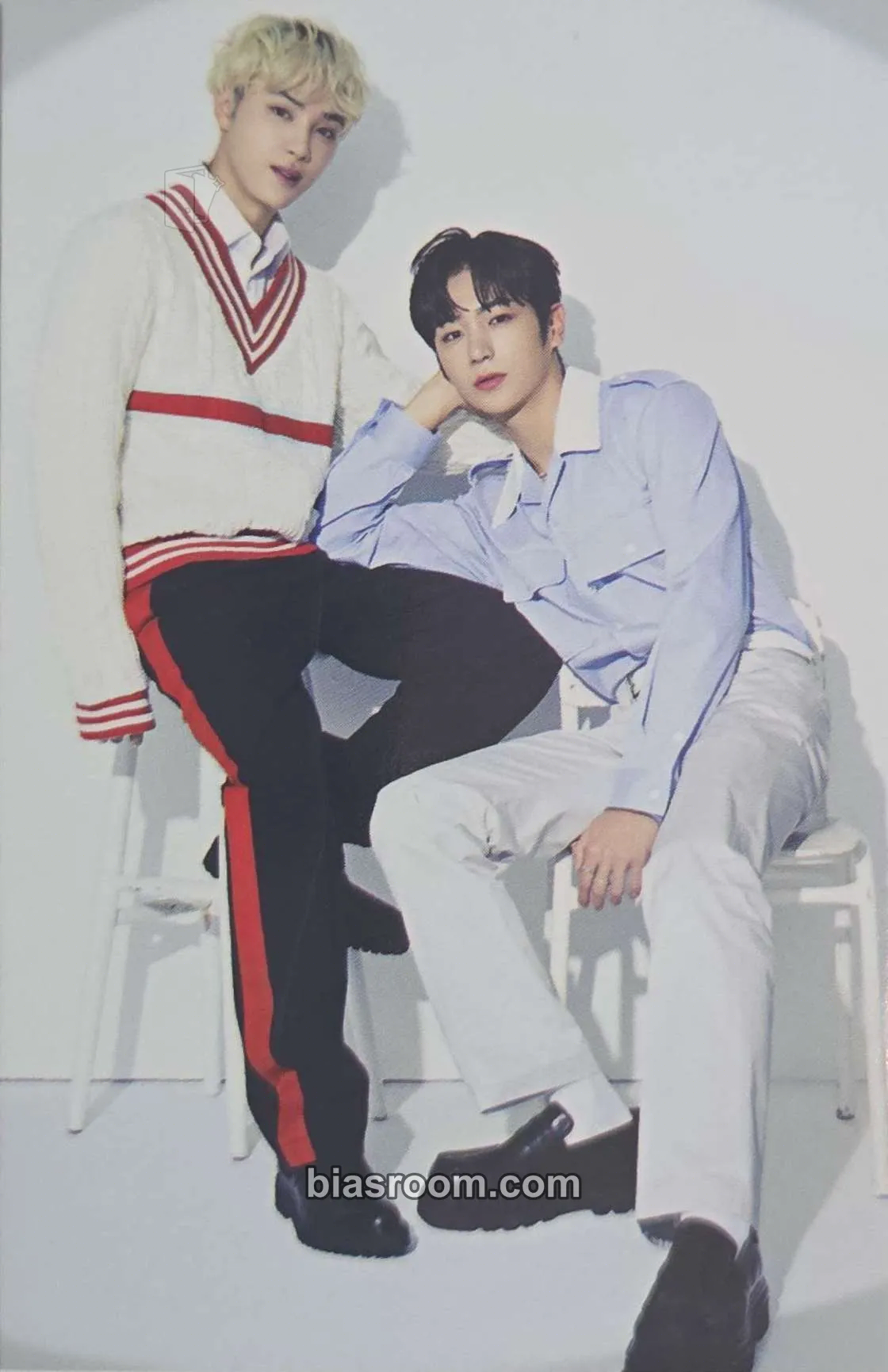 SOLO x THE BOYZ Photocard - THE BOYZ - THE BOYZ K-pop photocard