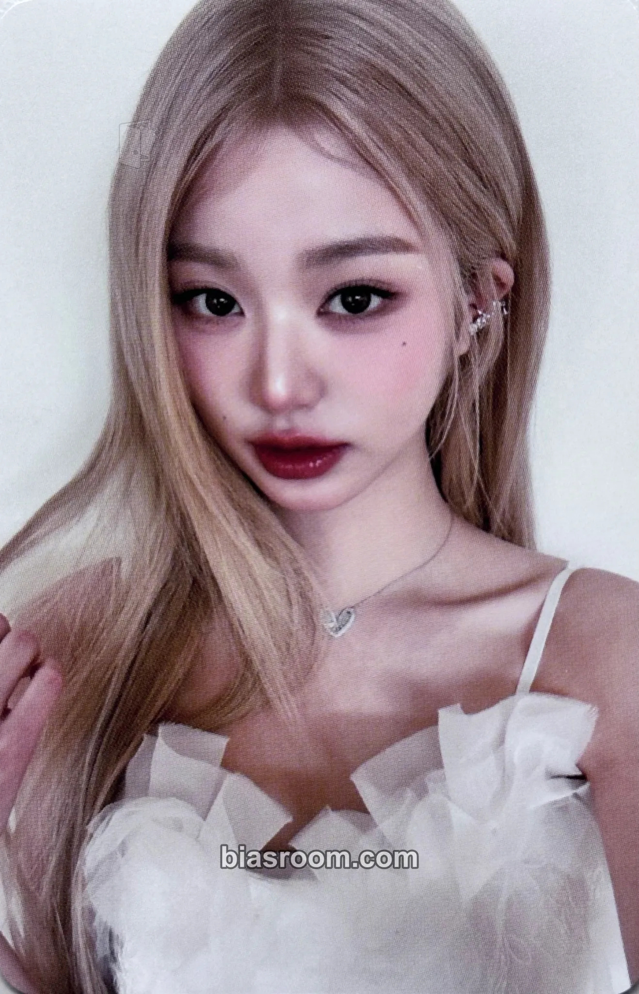 Wonyoung Wonyoung x Hapa Kristin Photocard - IVE - IVE K-pop photocard