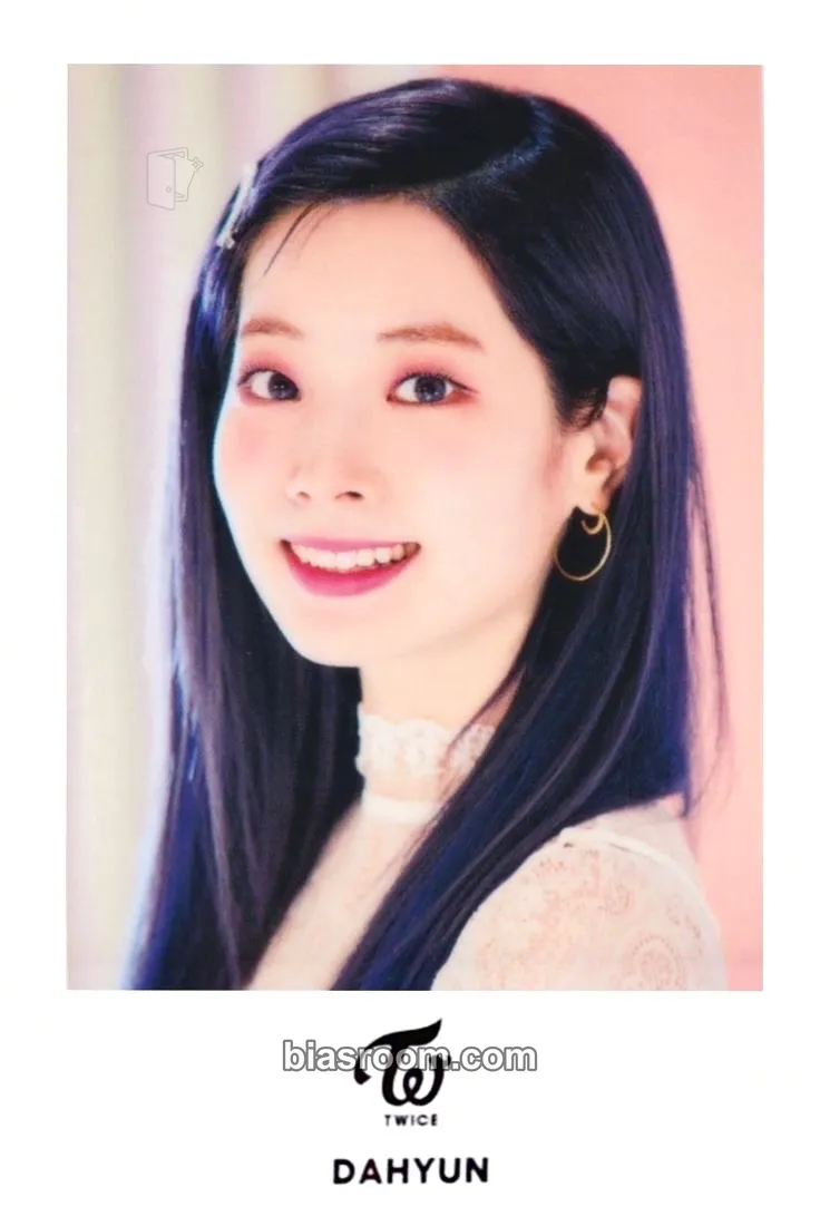 Dahyun Fanfare Photocard - TWICE - TWICE K-pop photocard