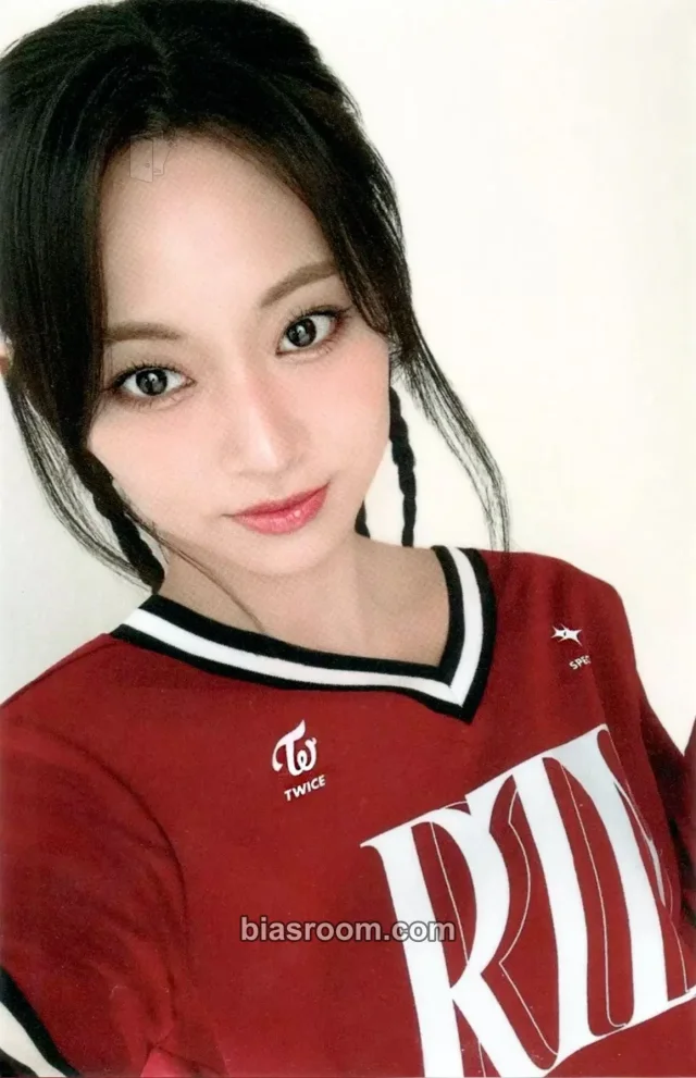 TWICE - Tzuyu - TWICE 5th World Tour Ready to Be Event photo slogan merch photocard japan special event