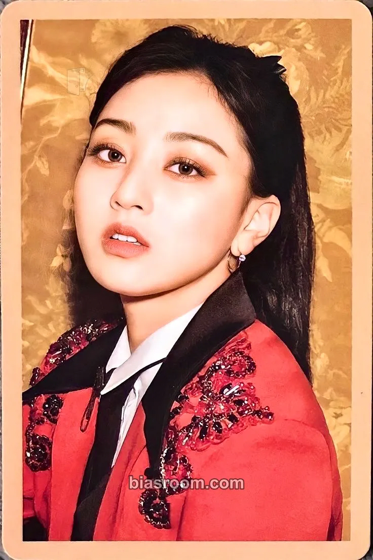 Jihyo Perfect World Photocard - TWICE - TWICE K-pop photocard