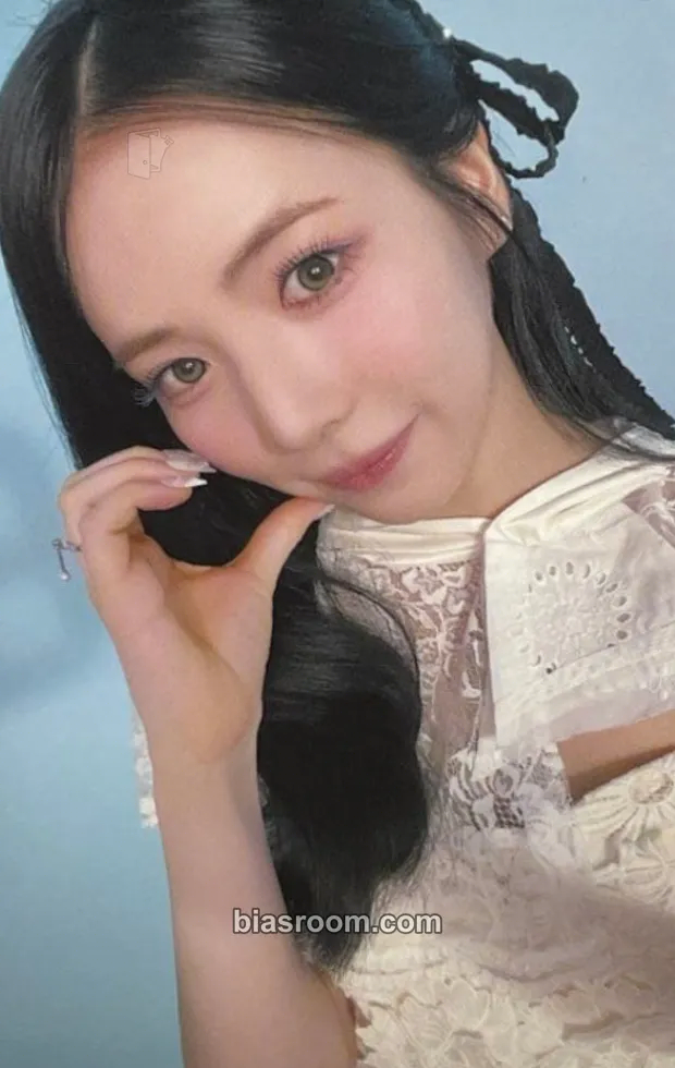 Maya New Emotion Photocard - NiziU - NiziU K-pop photocard