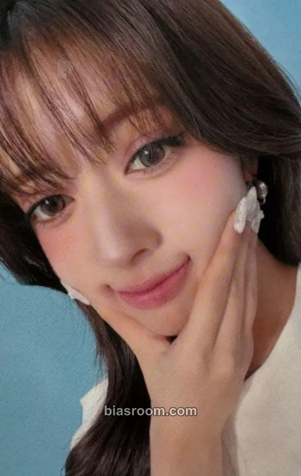 Rima New Emotion Photocard - NiziU - NiziU K-pop photocard