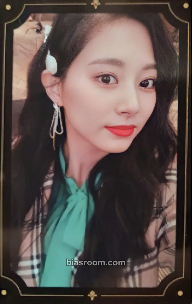 Tzuyu The Year of "Yes" Photocard - TWICE - TWICE K-pop photocard