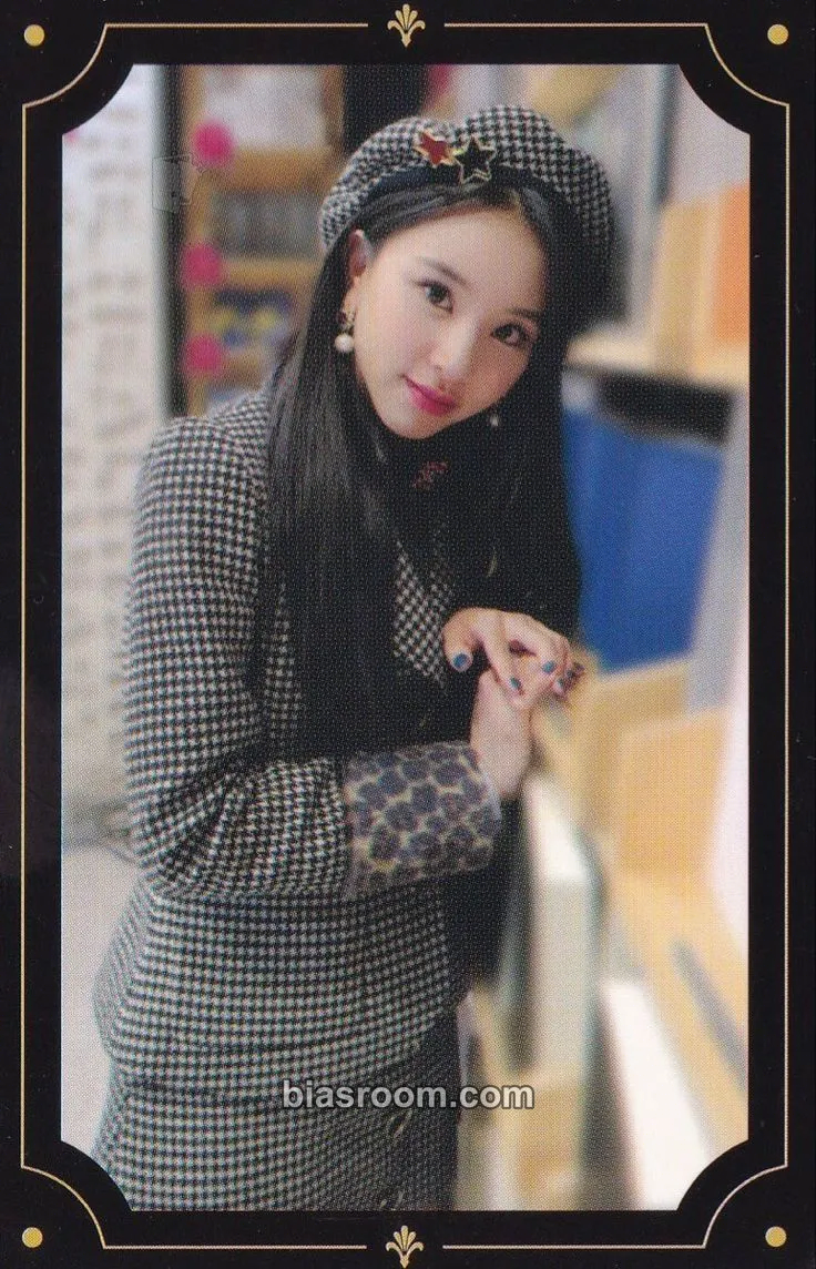 Chaeyoung The Year of "Yes" Photocard - TWICE - TWICE K-pop photocard