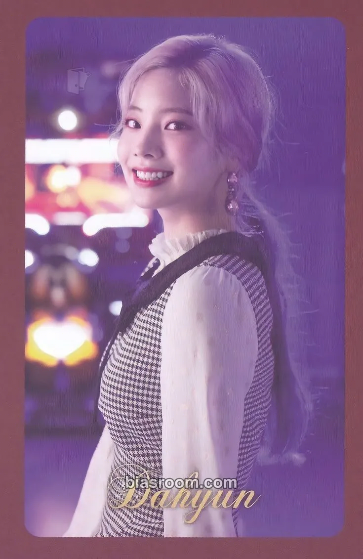Dahyun The Year of "Yes" Photocard - TWICE - TWICE K-pop photocard