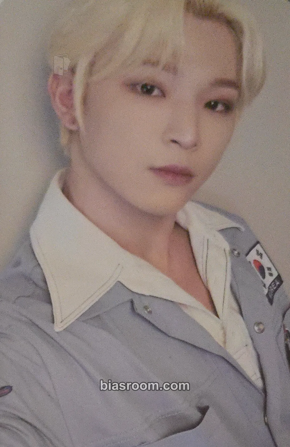 Leedo Season’s Greetings 2022 - Shoot for the Moon Photocard - ONEUS - ONEUS K-pop photocard