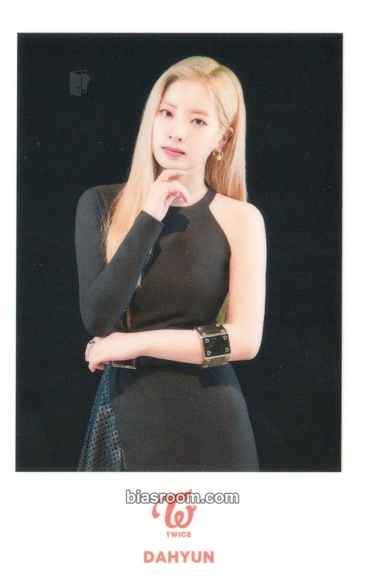 Dahyun &TWICE Photocard - TWICE - TWICE K-pop photocard