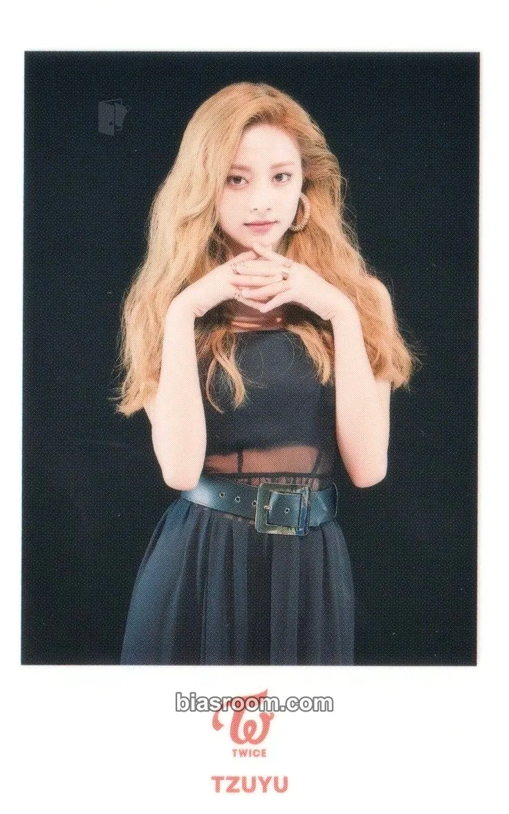 Tzuyu &TWICE Photocard - TWICE - TWICE K-pop photocard