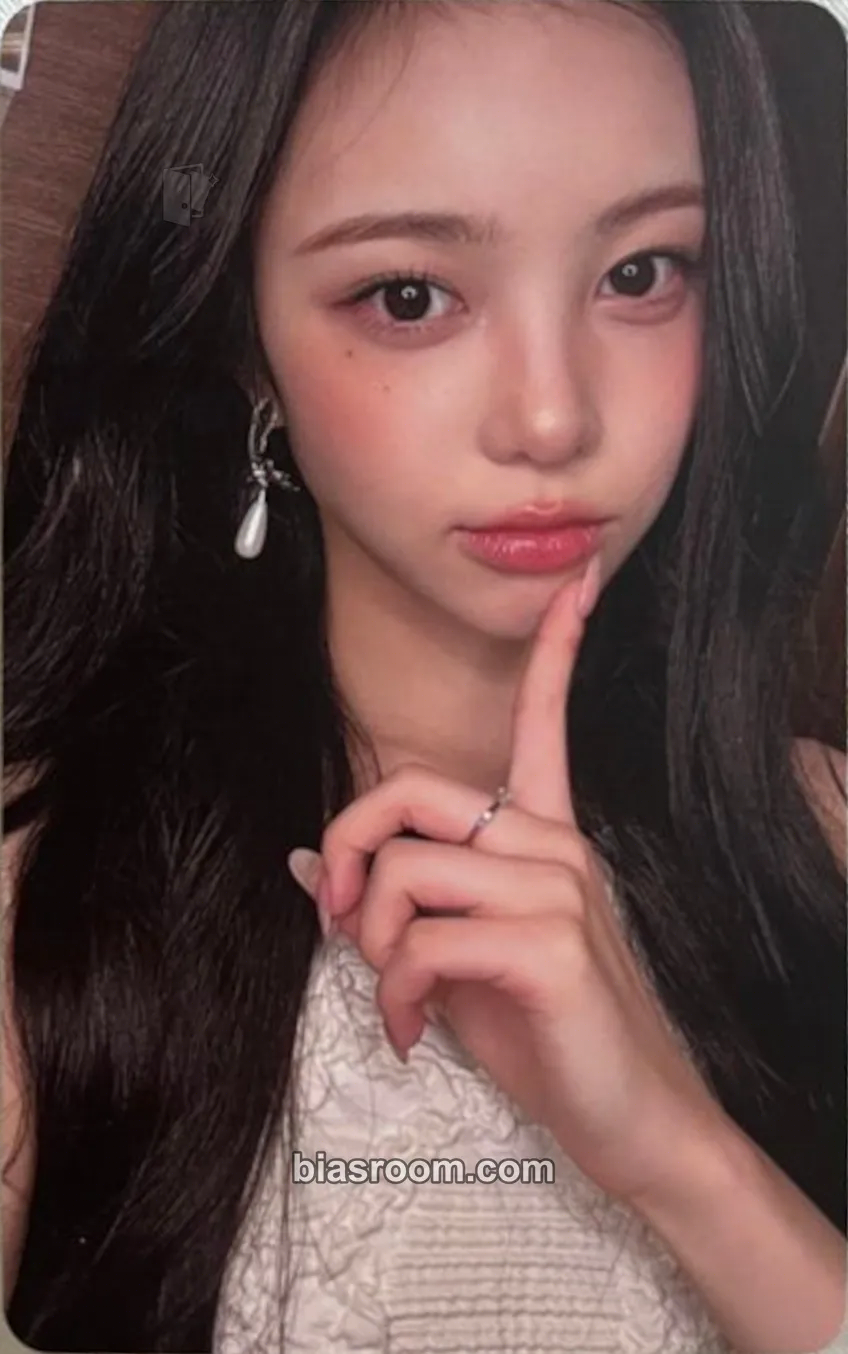 Ian FOCUS Photocard - Hearts2Hearts - Hearts2Hearts K-pop photocard