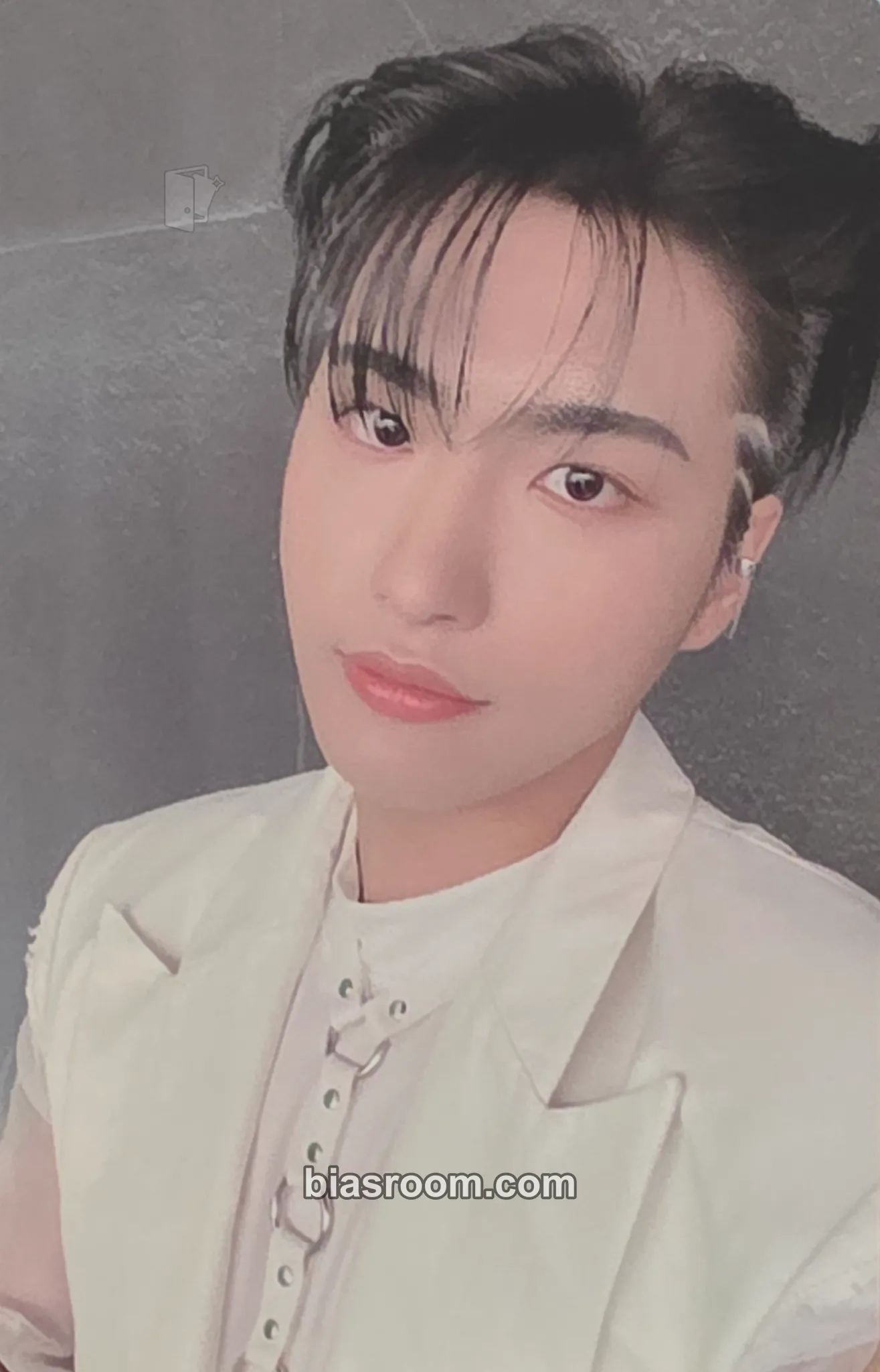 Seonghwa THE WORLD EP.1 : MOVEMENT Photocard - ATEEZ - ATEEZ K-pop photocard