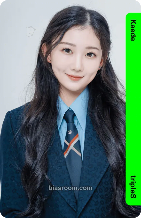 Kaede Binary01 First Class Objekts Photocard - tripleS - tripleS K-pop photocard