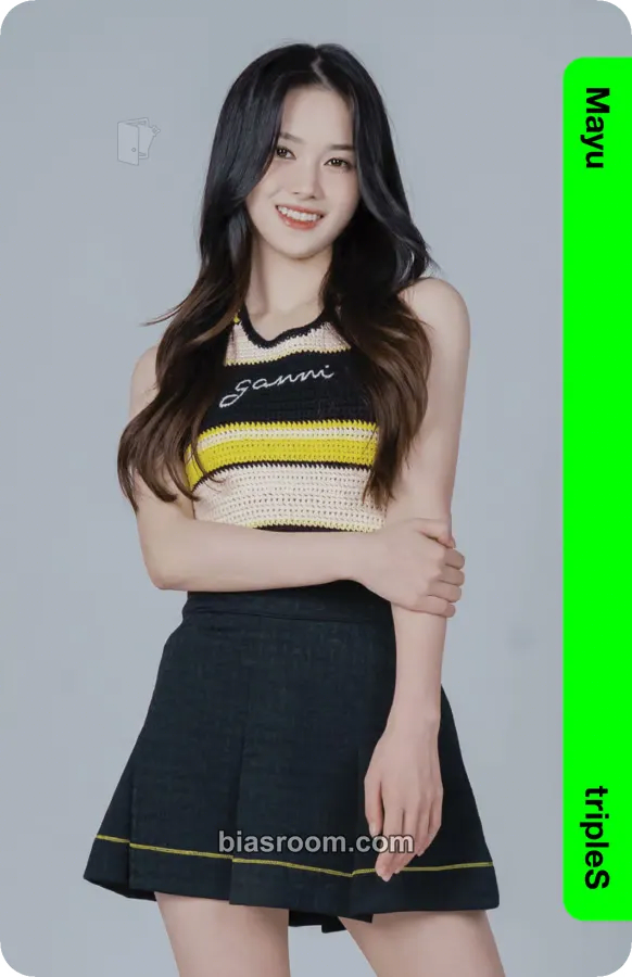 Mayu Binary01 First Class Objekts Photocard - tripleS - tripleS K-pop photocard