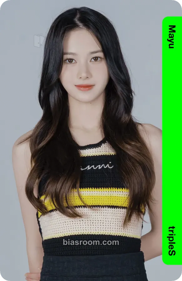 Mayu Binary01 First Class Objekts Photocard - tripleS - tripleS K-pop photocard