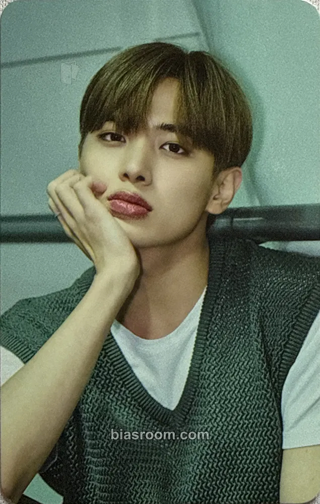 Ryu Junmin The Beginning : 飛上 Photocard - ATBO - ATBO K-pop photocard
