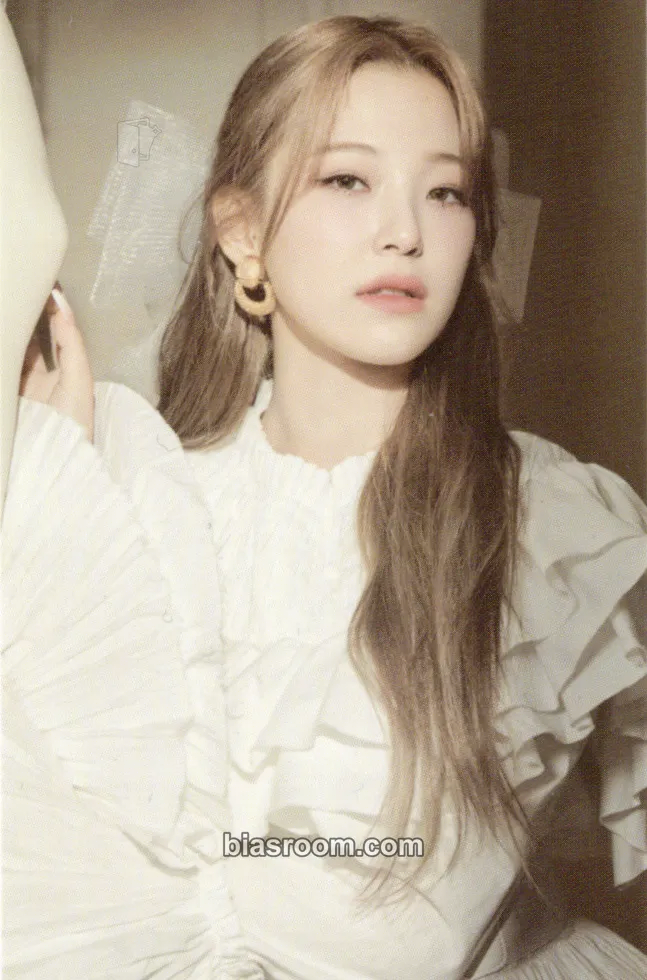 Jiheon Midnight Guest Photocard - fromis_9 - fromis_9 K-pop photocard