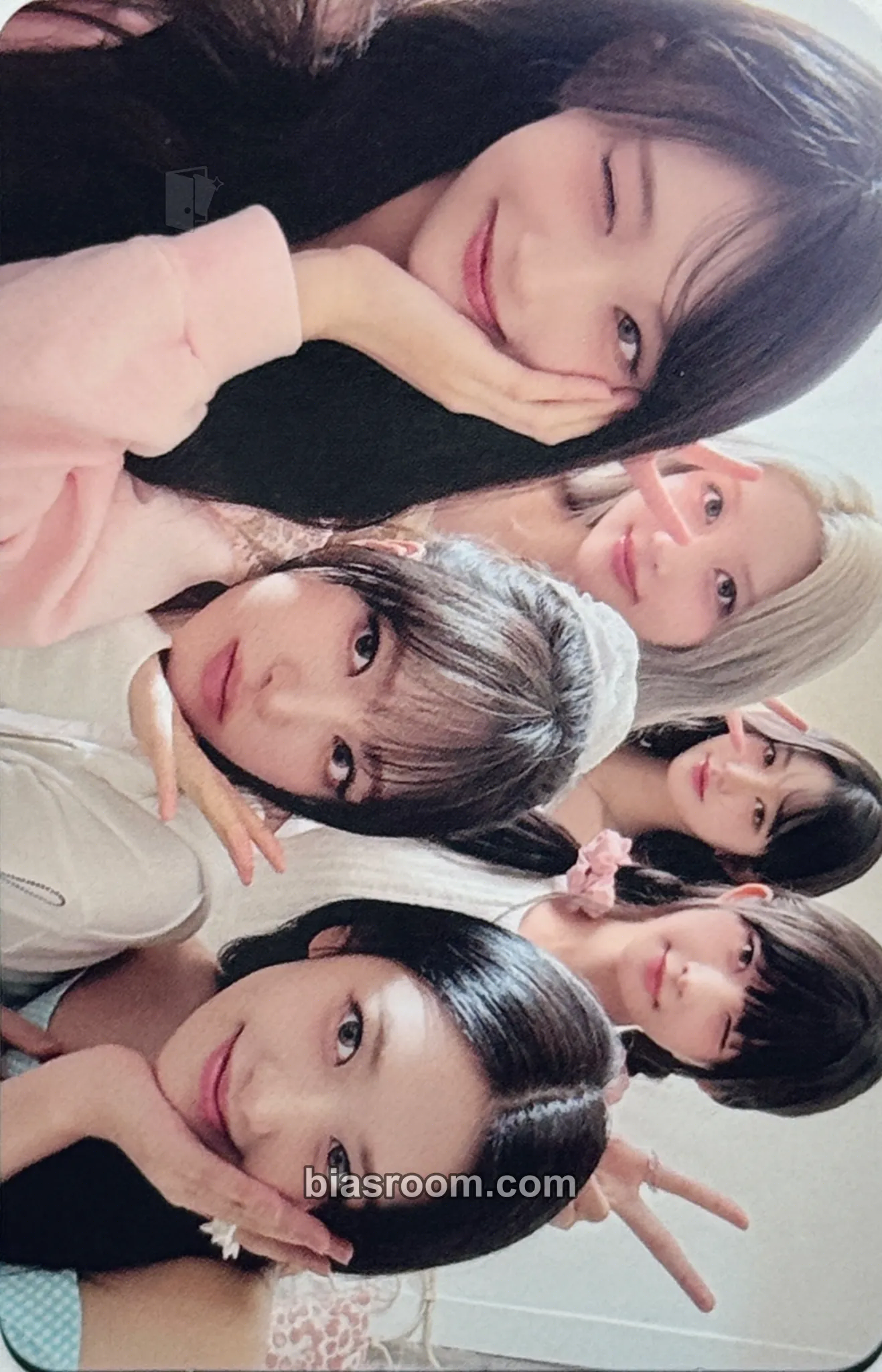 IVE The 2nd World Tour <SHOW WHAT I AM> Photocard - IVE - IVE K-pop photocard