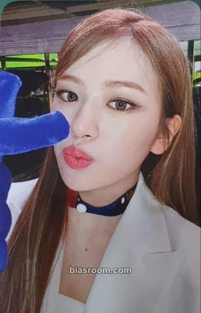IVE - Yujin - ELEVEN Album daum