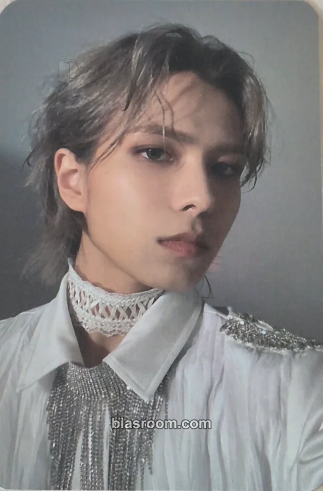 E’LAST - Yejun - Dark Dream Album white back album photocard