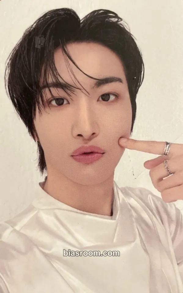 Seonghwa In Your Fantasy World Tour 2025 - 2026 Photocard - ATEEZ - ATEEZ K-pop photocard