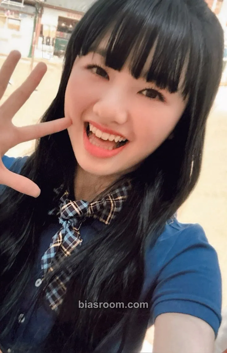 Kokoro Love Adventure Photocard - Cherry Bullet - Cherry Bullet K-pop photocard
