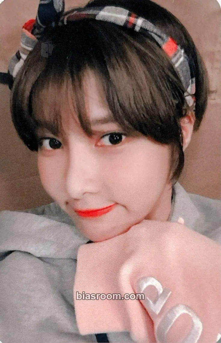 Jenny Present Photocard - DIA - DIA K-pop photocard