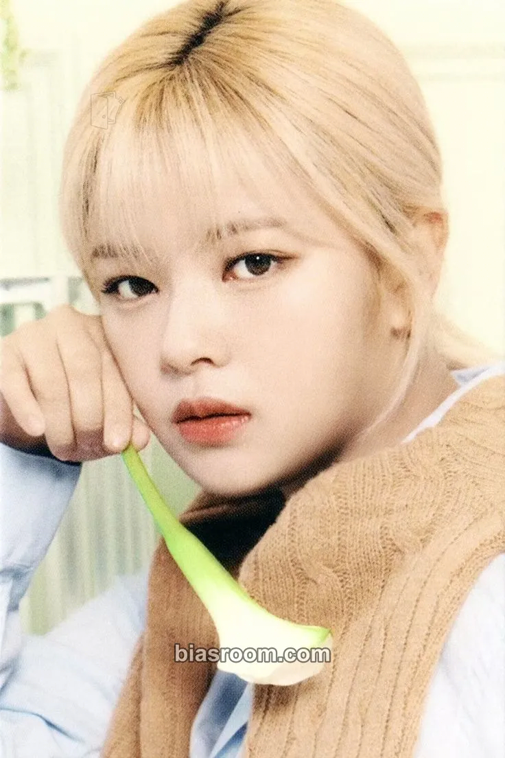 Jeongyeon Together 1&2 (7th Anniversary) Photocard - TWICE - TWICE K-pop photocard