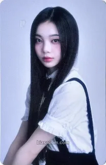 Ian SMTOWN Live 2025 Photocard - Hearts2Hearts - Hearts2Hearts K-pop photocard