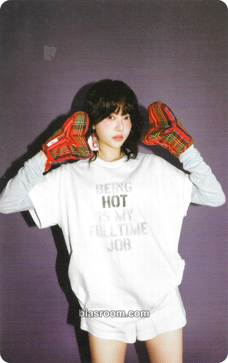 Hong Eunchae HOT Photocard - LE SSERAFIM - LE SSERAFIM K-pop photocard