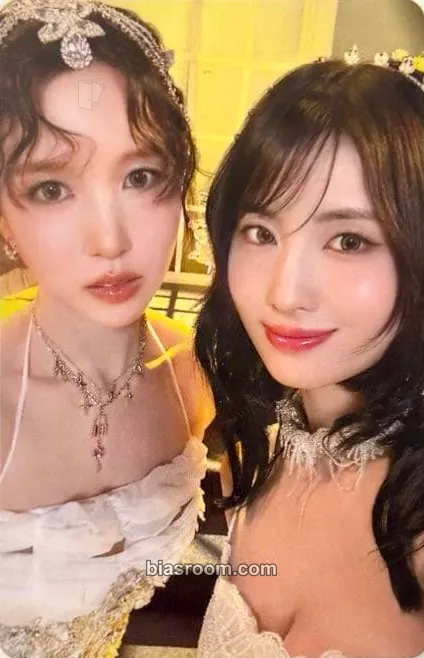 PLAY Photocard - TWICE - TWICE K-pop photocard