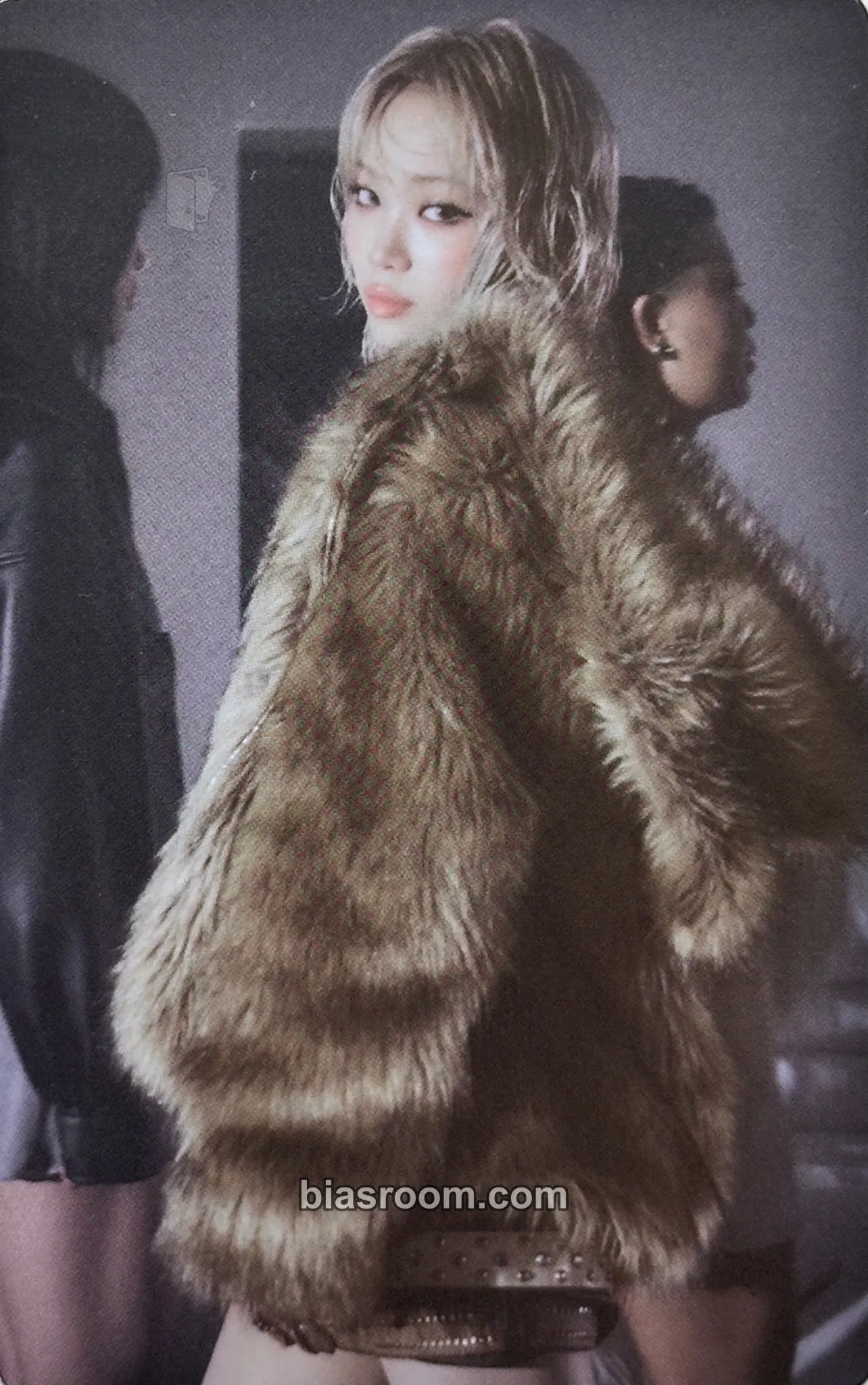 Kim Chaewon CRAZY Photocard - LE SSERAFIM - LE SSERAFIM K-pop photocard