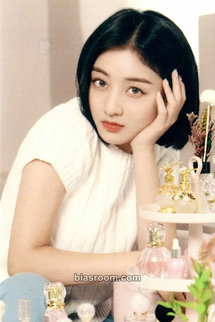 Jihyo Together 1&2 (7th Anniversary) Photocard - TWICE - TWICE K-pop photocard