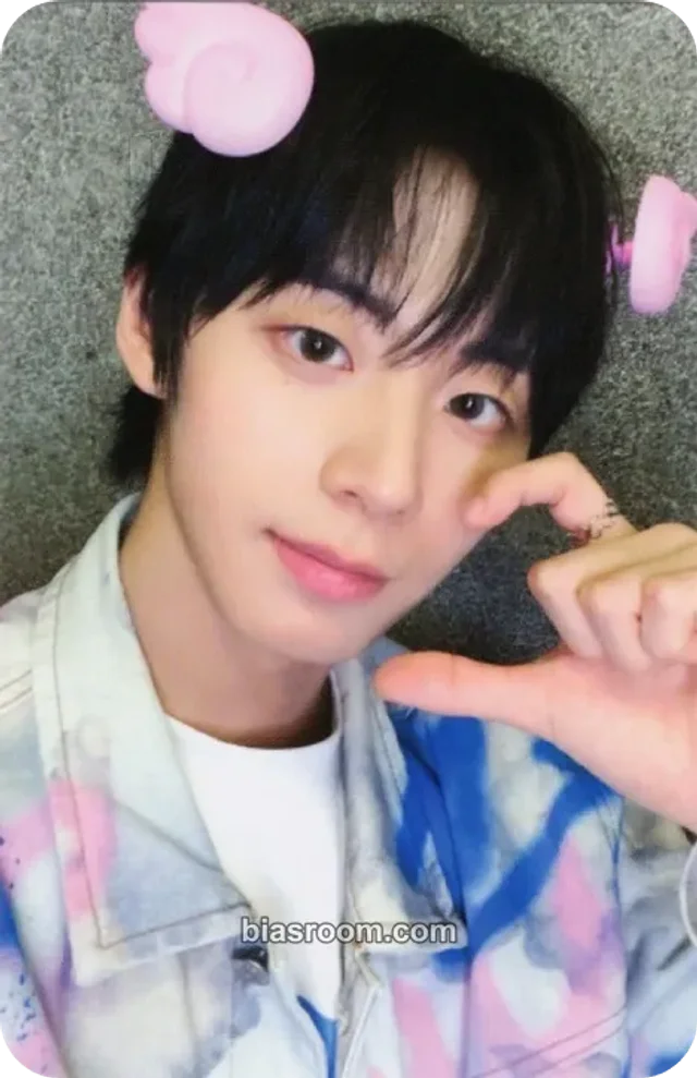 AHOF - Jeongwoo - WHO WE ARE Album video call (fancall) withmuu round 1