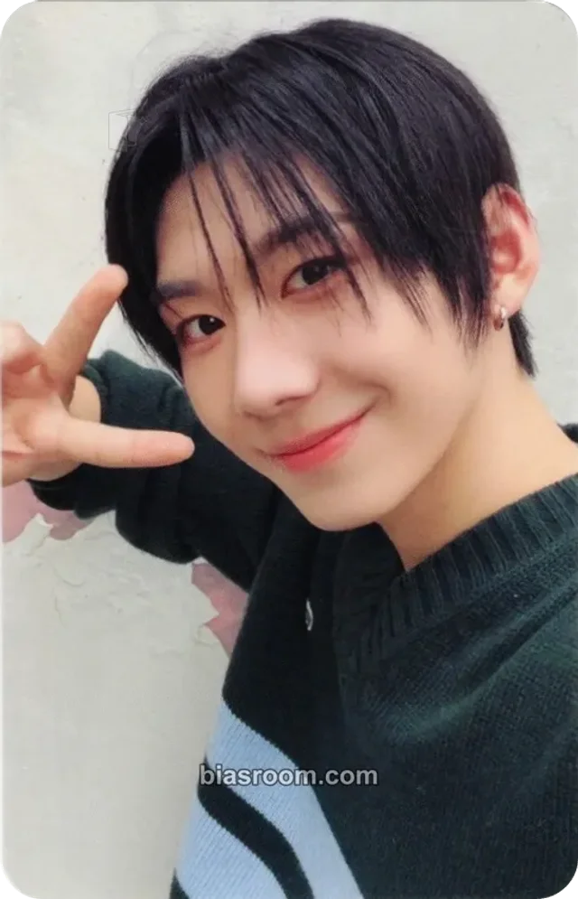 AHOF - Han - The Passage Album makestar fansign round 1