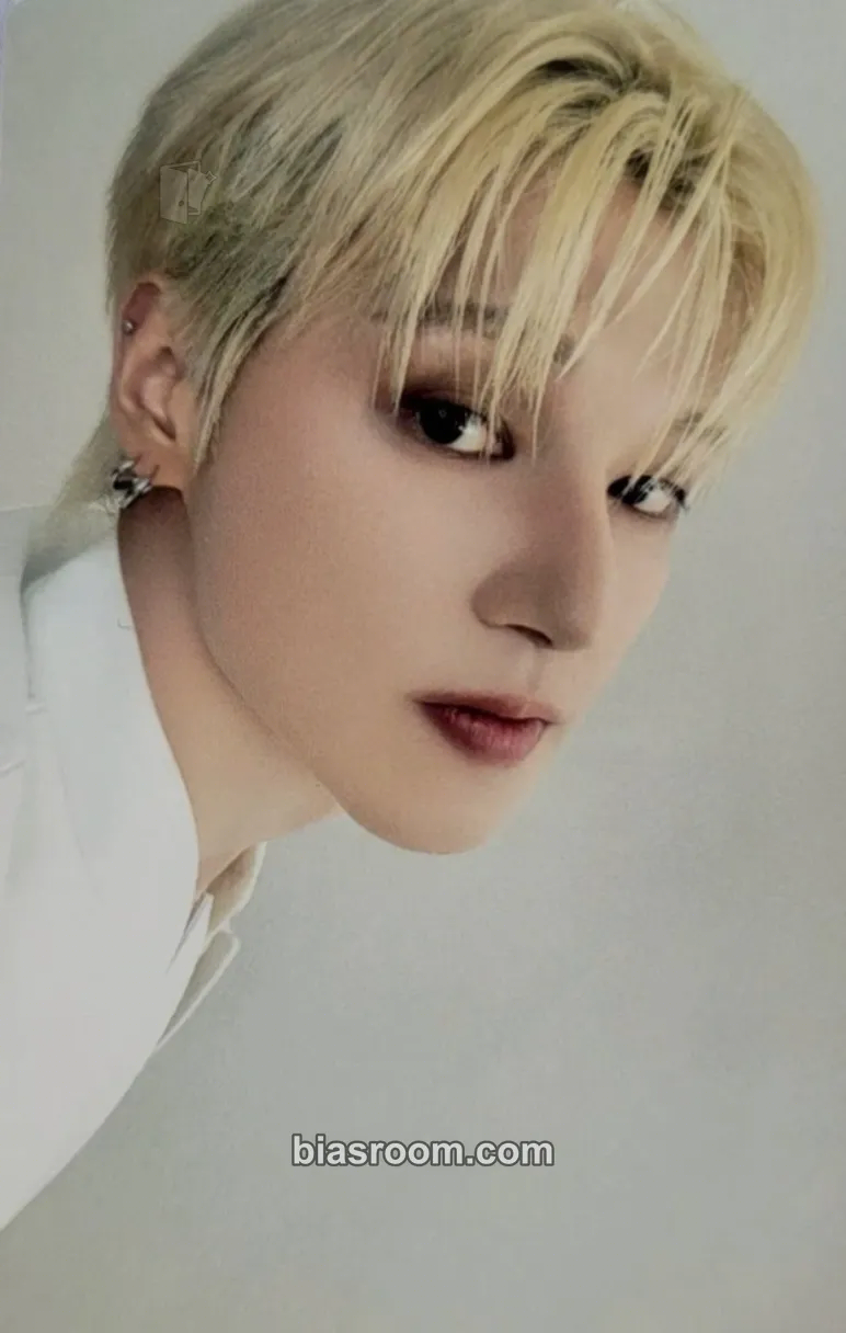 Wooyoung Ashes to Light Photocard - ATEEZ - ATEEZ K-pop photocard