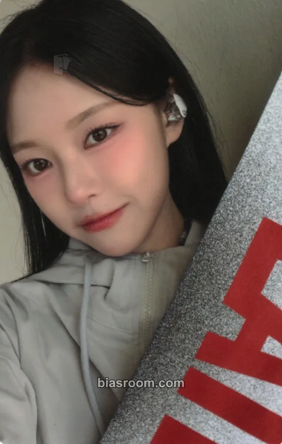HyunJin It Was Love Photocard - Latency - Latency K-pop photocard