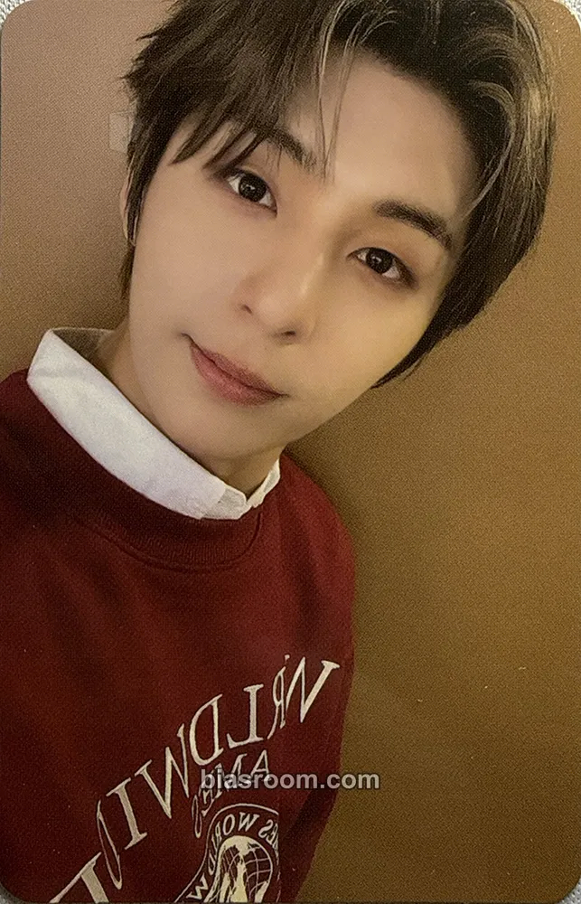 Y 2022 Season's Greetings Photocard - Golden Child - Golden Child K-pop photocard