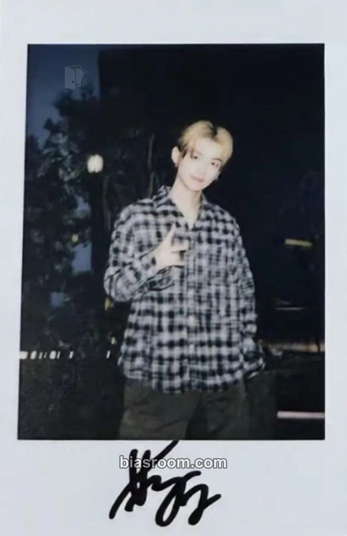 Yeonjun The Star Chapter: Together Photocard - TOMORROW X TOGETHER - TOMORROW X TOGETHER K-pop photocard