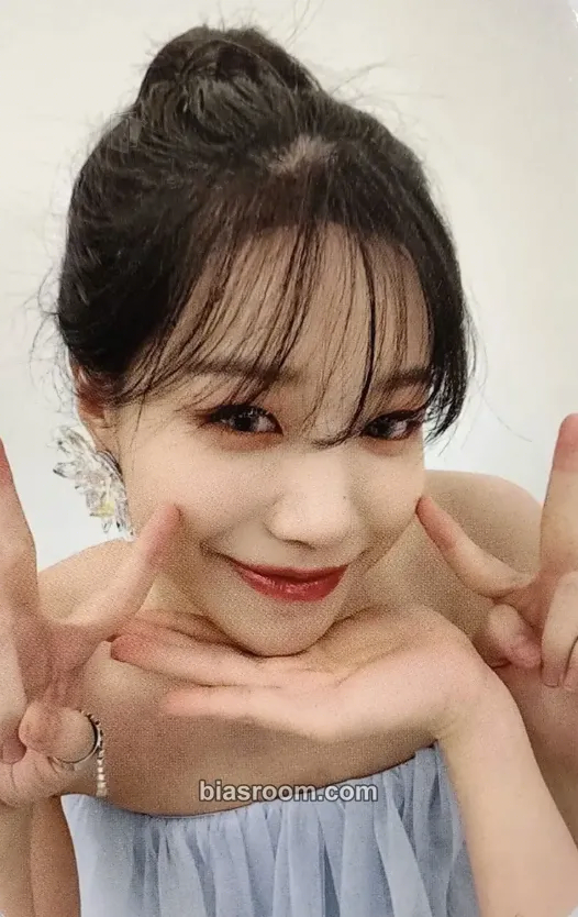 Jo Yuri Op.22 Y-Waltz : in Major Photocard - Jo Yuri K-pop photocard