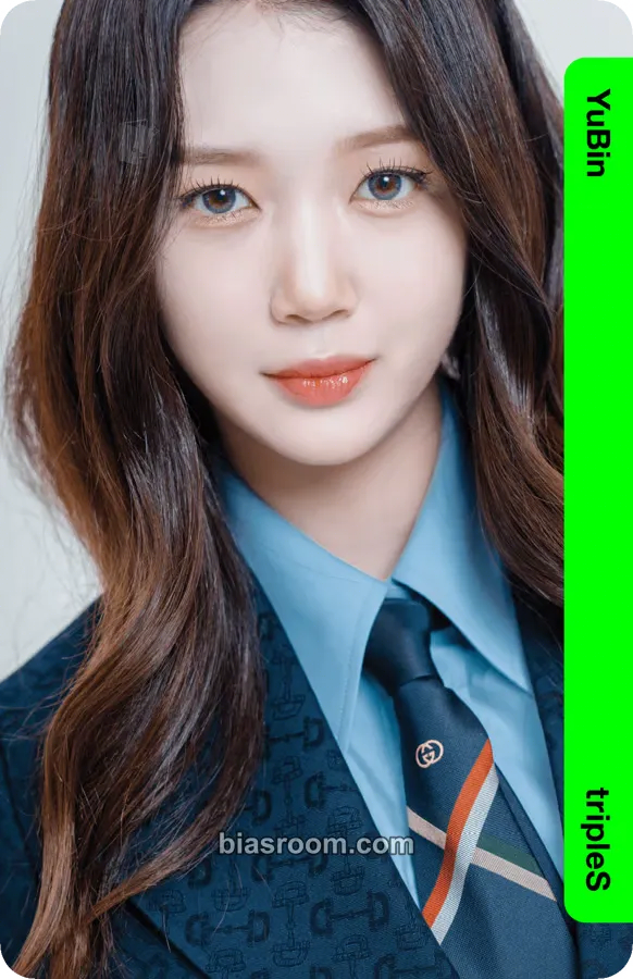 Yubin Binary01 First Class Objekts Photocard - tripleS - tripleS K-pop photocard