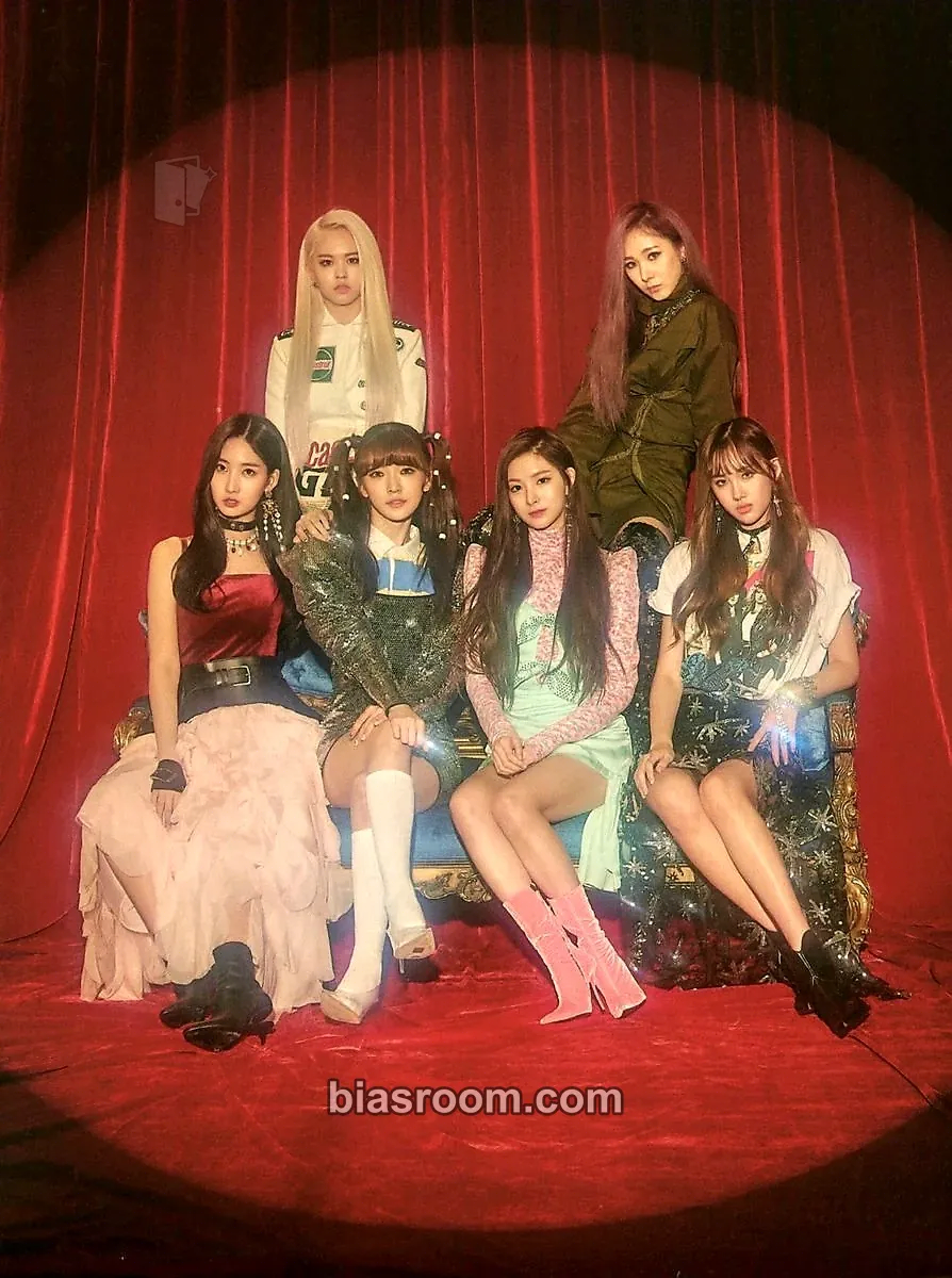 Arrival of EVERGLOW Photocard - EVERGLOW - EVERGLOW K-pop photocard