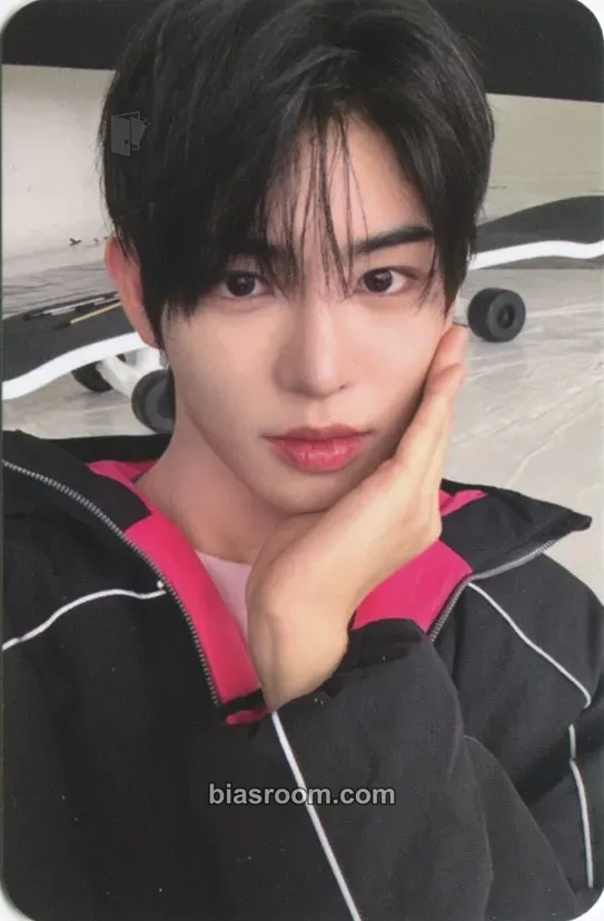 Minje Flip It, Kick It! Photocard - KickFlip - KickFlip K-pop photocard