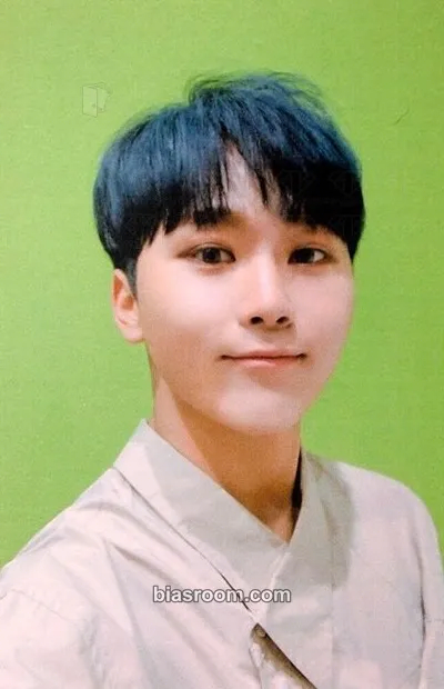 Seungkwan You Made My Dawn Photocard - SEVENTEEN - SEVENTEEN K-pop photocard
