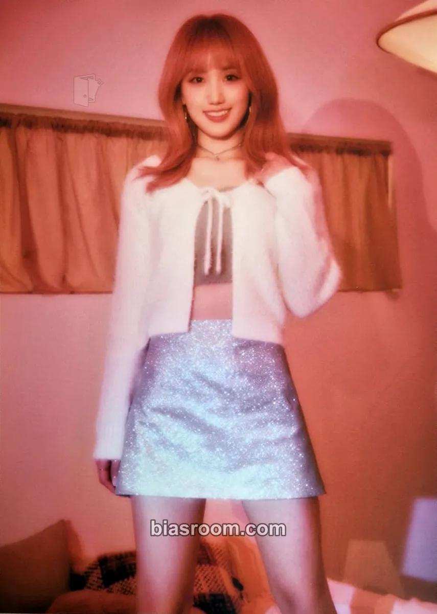 Haeyoon Cherry Rush Photocard - Cherry Bullet - Cherry Bullet K-pop photocard