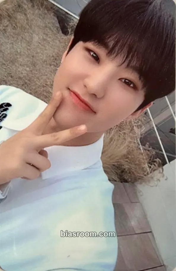 Hoshi Happy Ending Photocard - SEVENTEEN - SEVENTEEN K-pop photocard